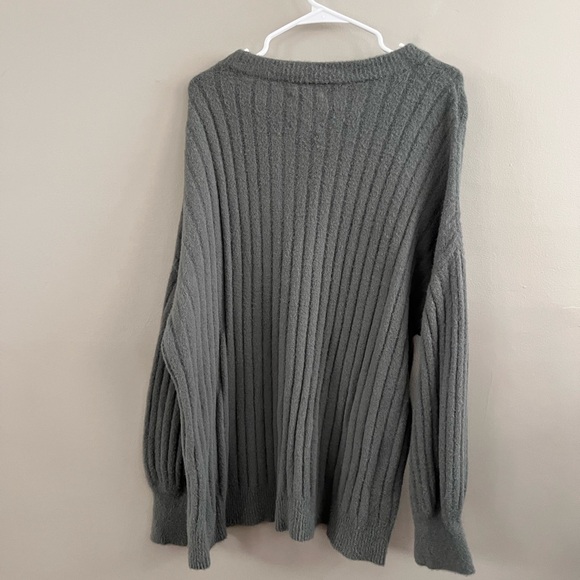 Aerie Super Soft Oversized Cozy Sweater Dusty Sage Green Size M Ribbed Knit - Picture 2 of 5